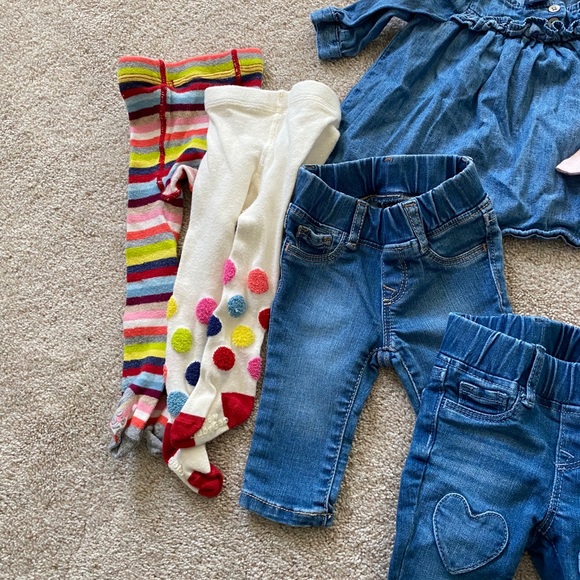 GAP Baby Bundle 0-3 Months - Picture 5 of 5